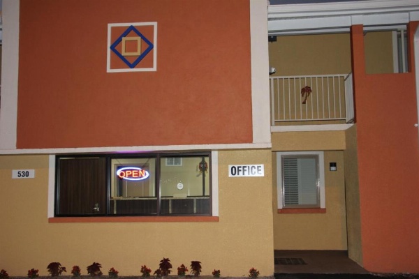 Budget Inn Lake Wales image 18