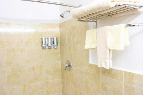Budget Inn Lake Wales image 31